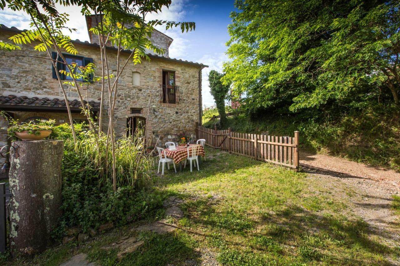 Rustico In Pietra Villa Chianni Exterior photo