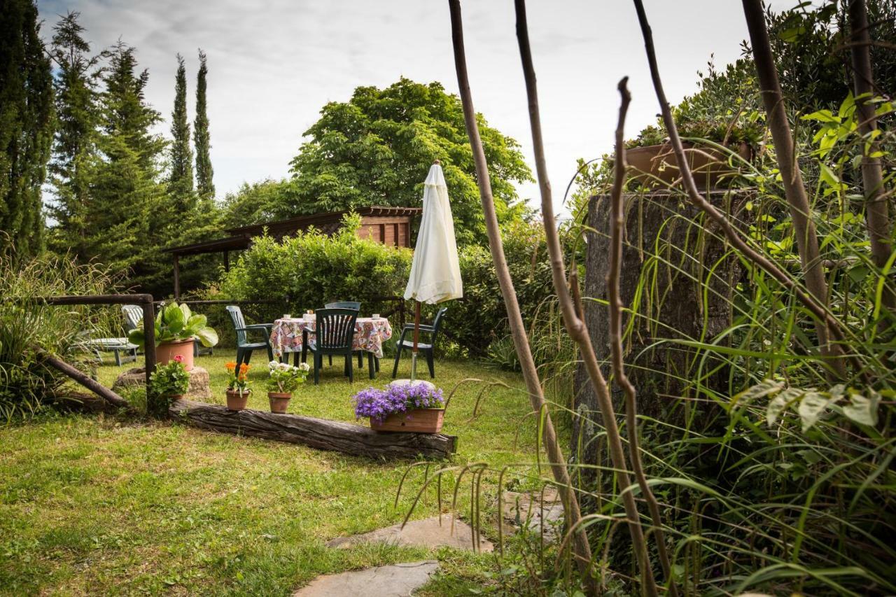 Rustico In Pietra Villa Chianni Exterior photo